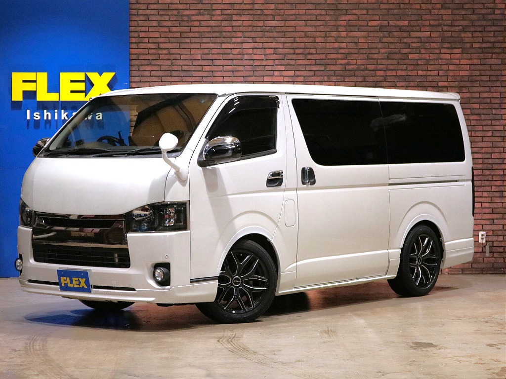 トヨタ ハイエースバン(1枚目)