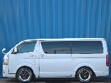 トヨタ ハイエースバン(5枚目)