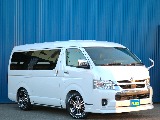 トヨタ ハイエース(3枚目)