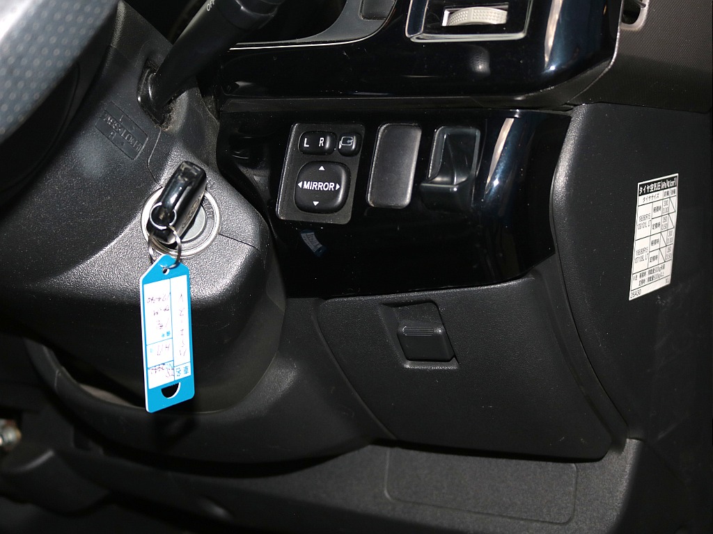 トヨタ ハイエースバン(12枚目)