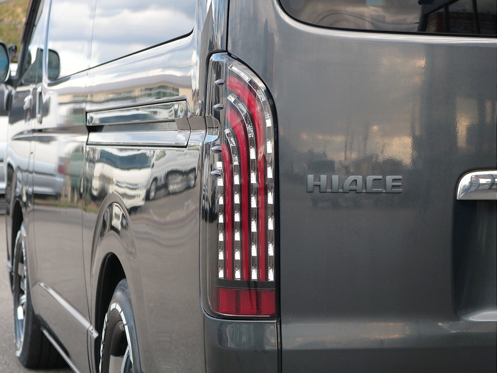 トヨタ ハイエースバン(18枚目)