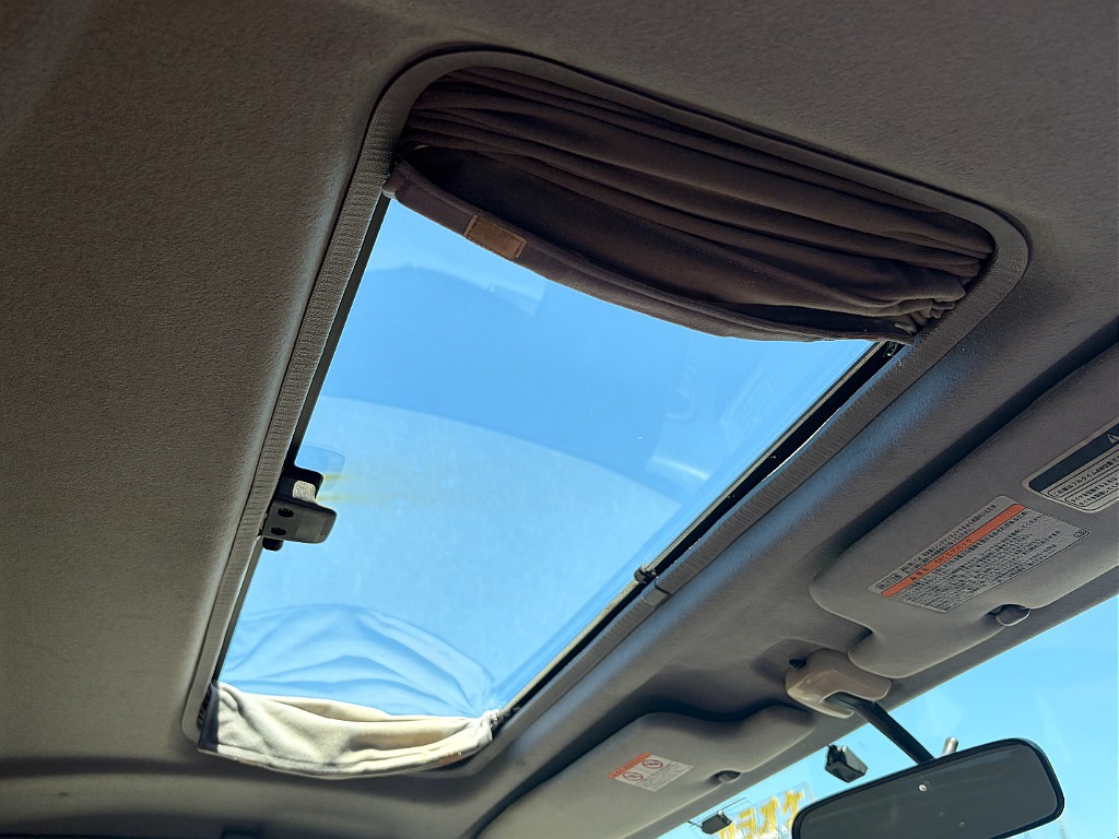 トヨタ ハイエースバン(16枚目)