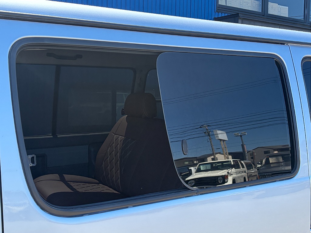 トヨタ ハイエースバン(27枚目)