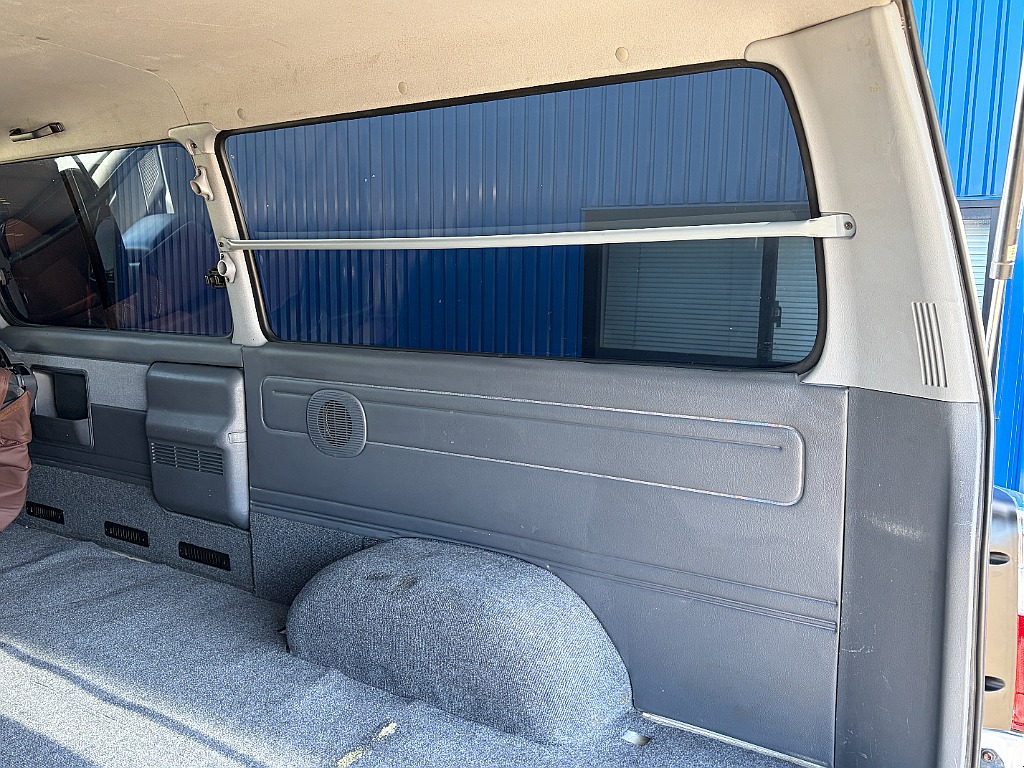 トヨタ ハイエースバン(48枚目)