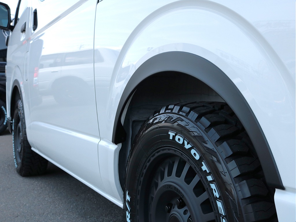 トヨタ ハイエースバン(14枚目)