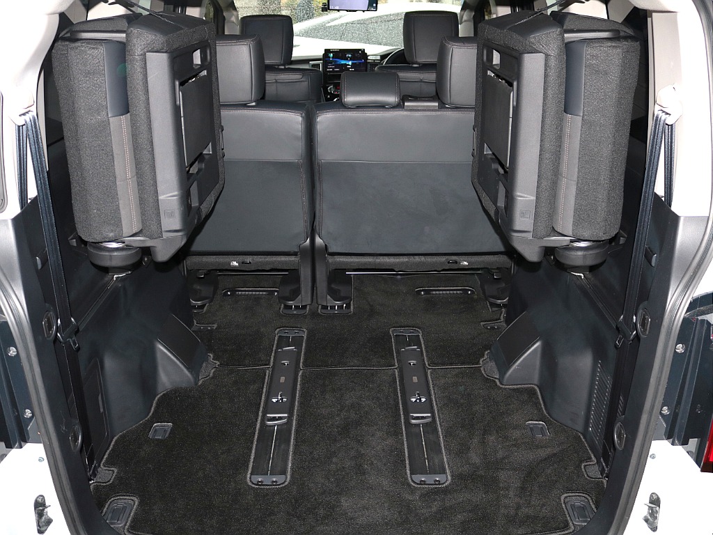 三菱 デリカD：5(9枚目)