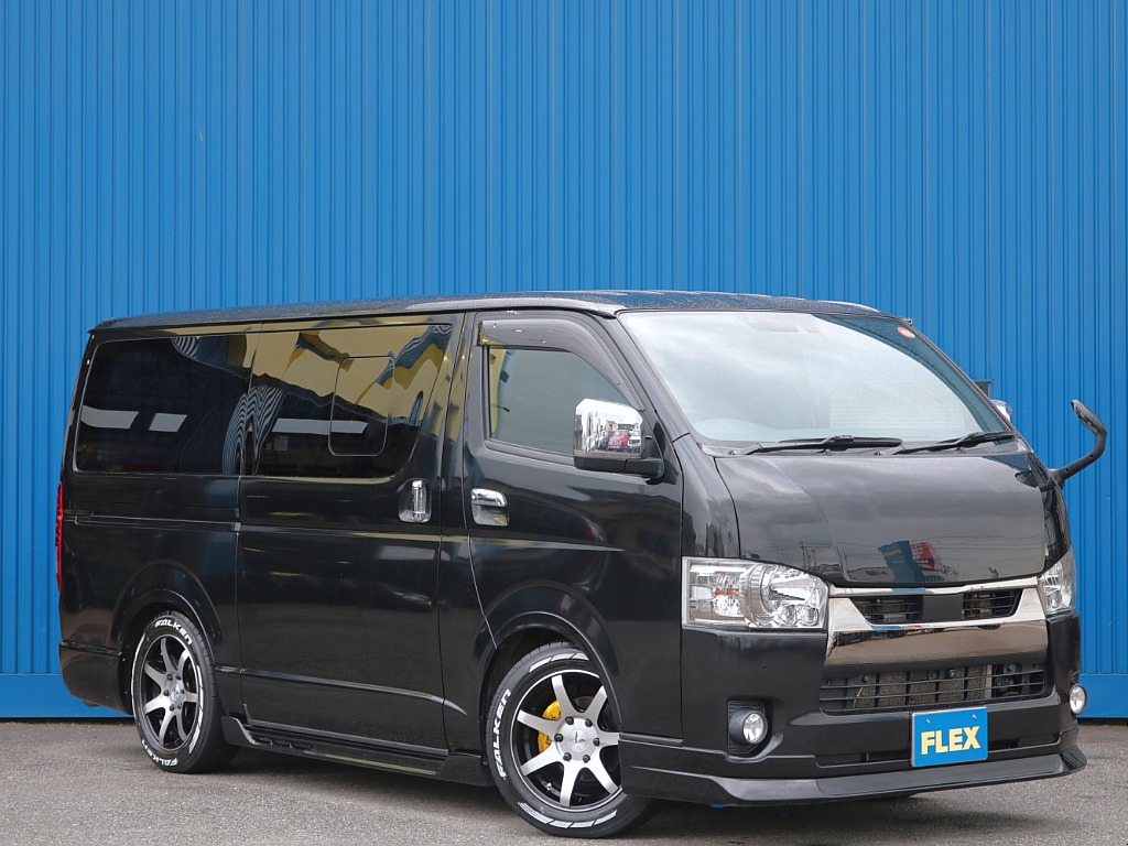 トヨタ ハイエースバン(3枚目)