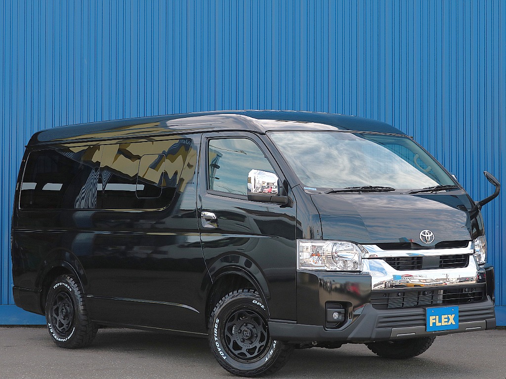 トヨタ ハイエース(2枚目)