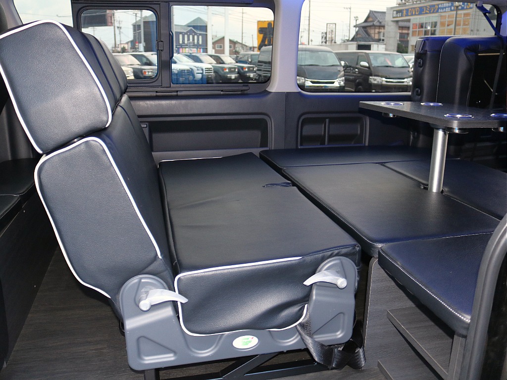 トヨタ ハイエース(15枚目)