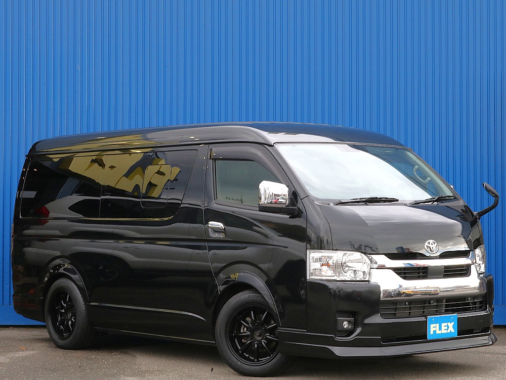 トヨタ ハイエース(3枚目)