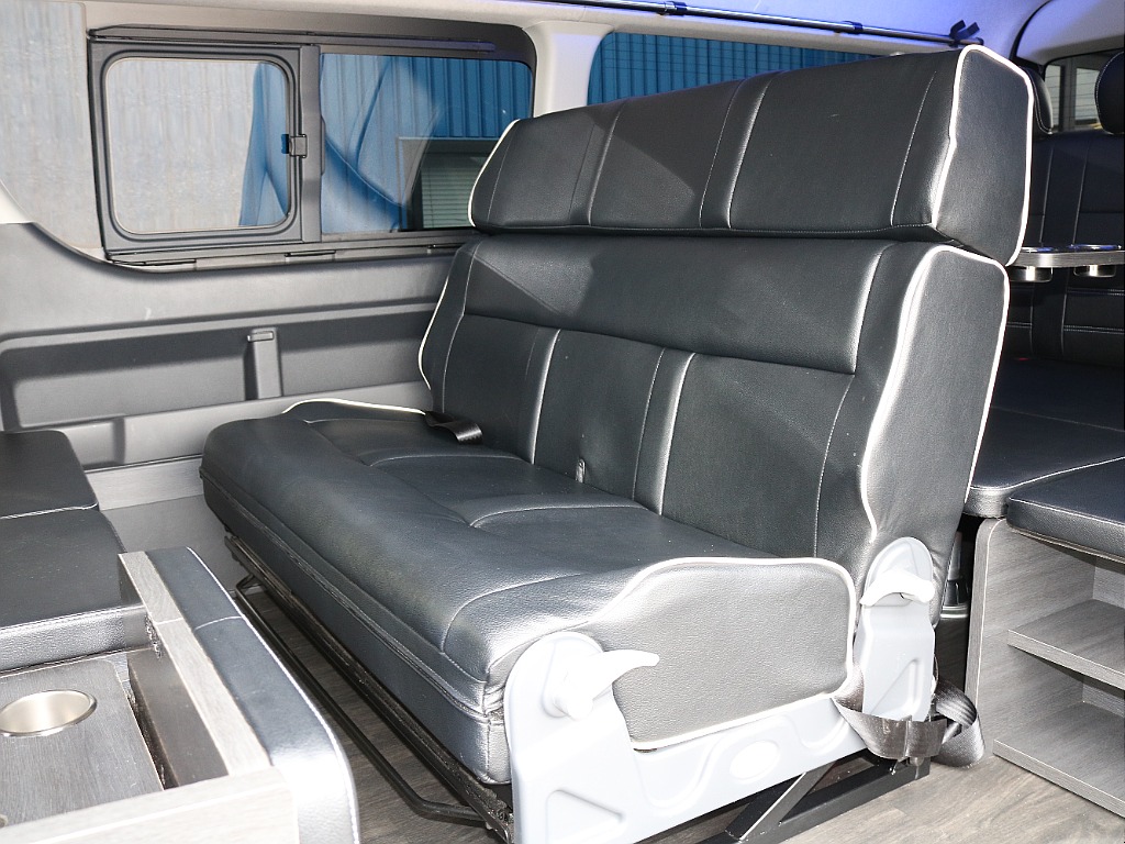 トヨタ ハイエース(7枚目)