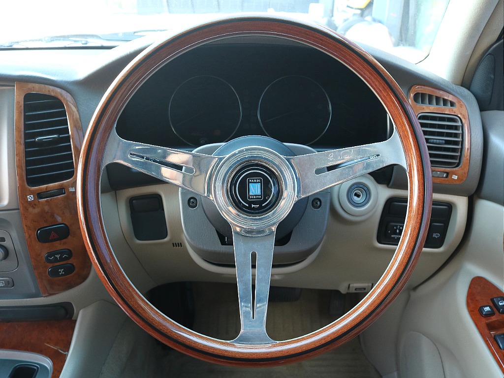 トヨタ ランドクルーザー100(11枚目)