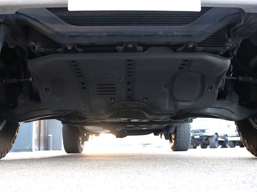 トヨタ ランドクルーザー100(16枚目)