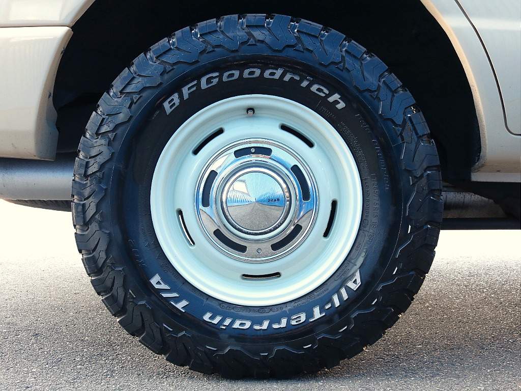 トヨタ ランドクルーザー100(18枚目)