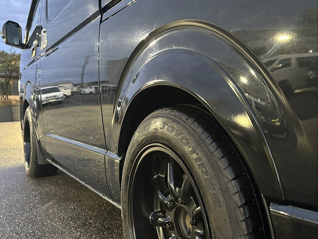 トヨタ ハイエースバン(15枚目)