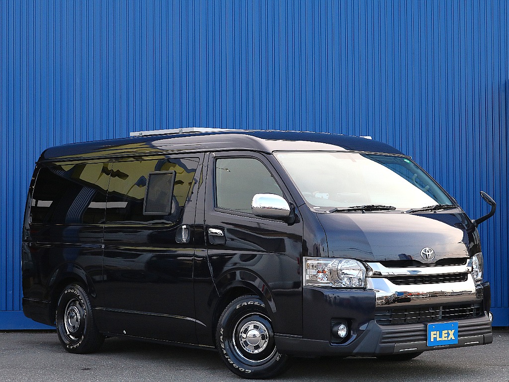 トヨタ ハイエースバン(3枚目)