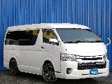 トヨタ ハイエース(3枚目)