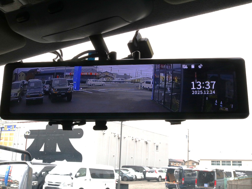 トヨタ ハイエースバン(12枚目)