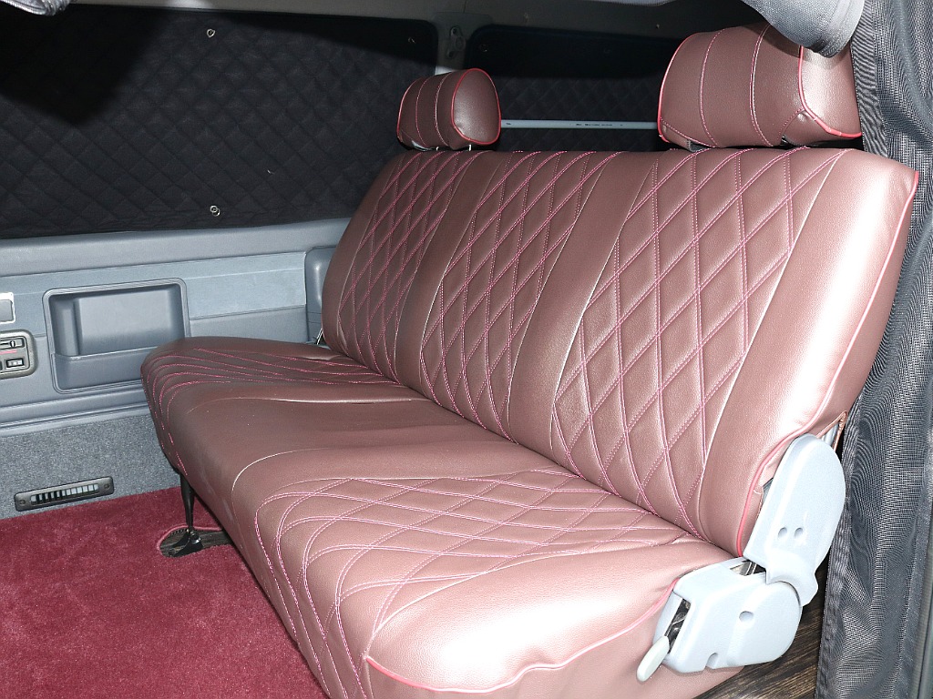 トヨタ ハイエースバン(7枚目)