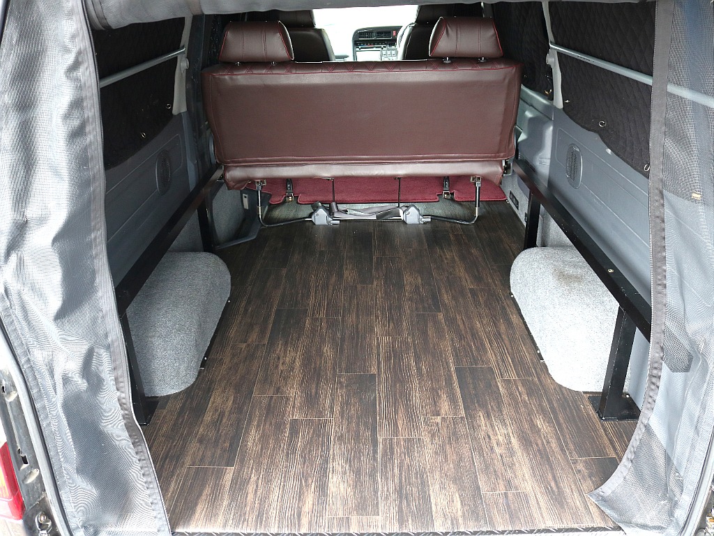 トヨタ ハイエースバン(8枚目)