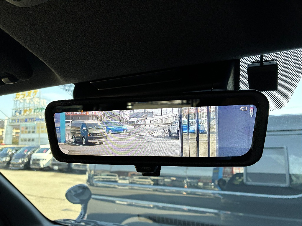 トヨタ ハイエースバン(17枚目)