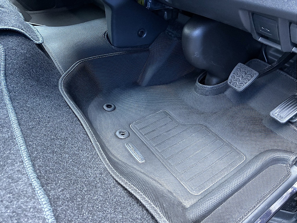 トヨタ ハイエースバン(23枚目)