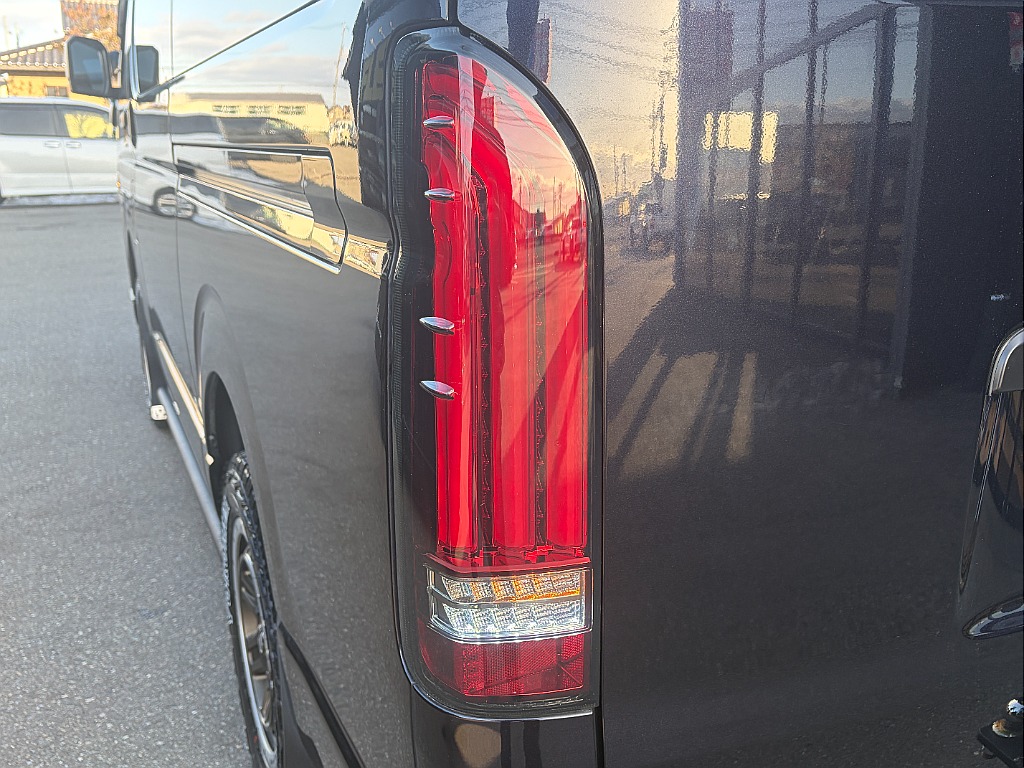 トヨタ ハイエースバン(40枚目)