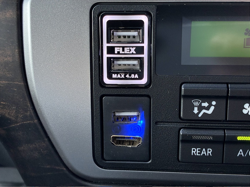 トヨタ ハイエース(18枚目)