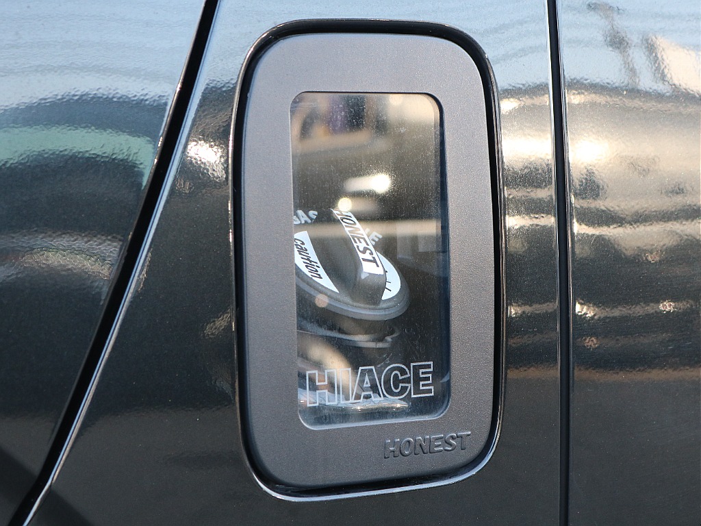 トヨタ ハイエース(27枚目)