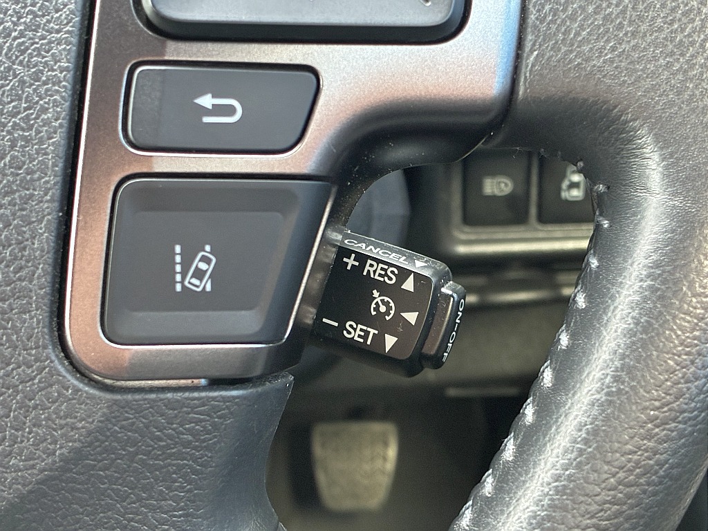 トヨタ ハイエースバン(16枚目)