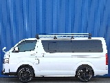 トヨタ ハイエースバン(5枚目)
