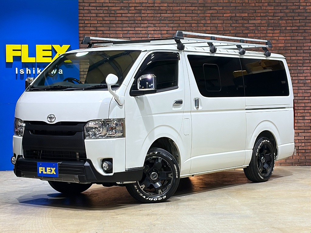 トヨタ ハイエースバン(1枚目)