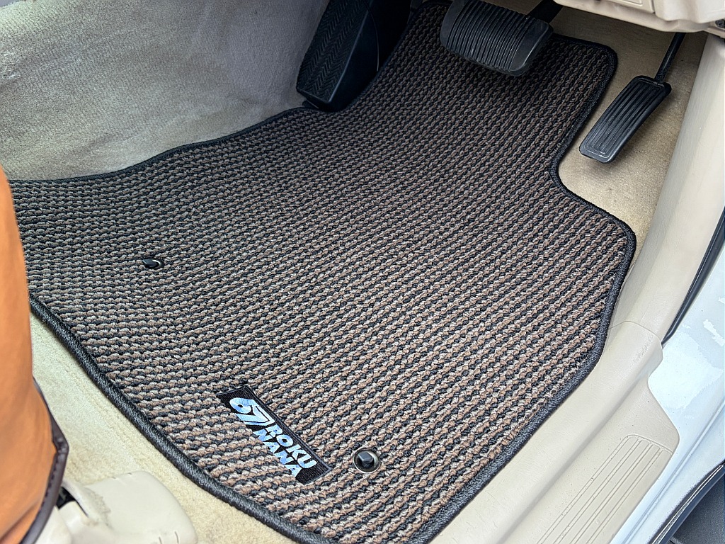 新品　67 フロアマットスクラム☆