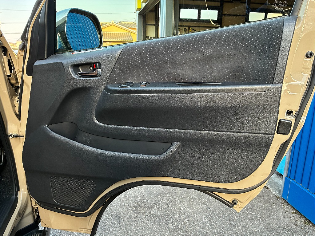 トヨタ ハイエースバン(31枚目)