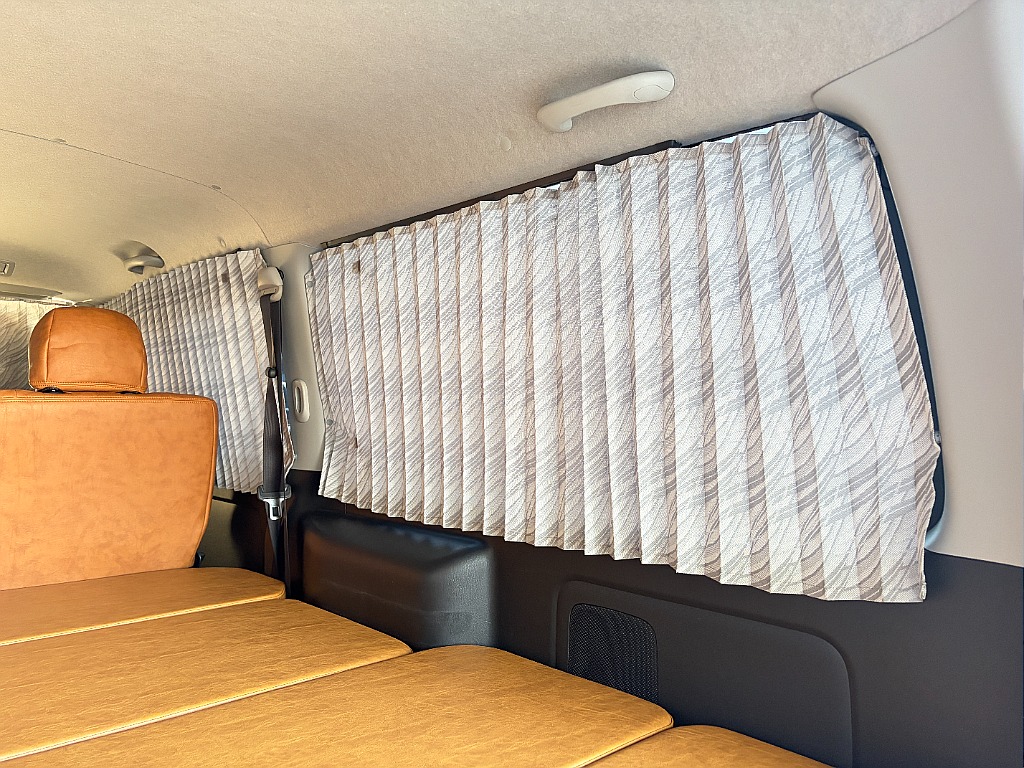 トヨタ ハイエースバン(35枚目)