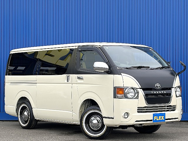 社外丸目ヘッドライトに変更されております☆