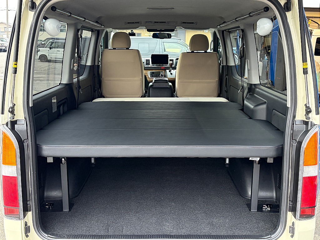 セカンドシート倒した状態☆