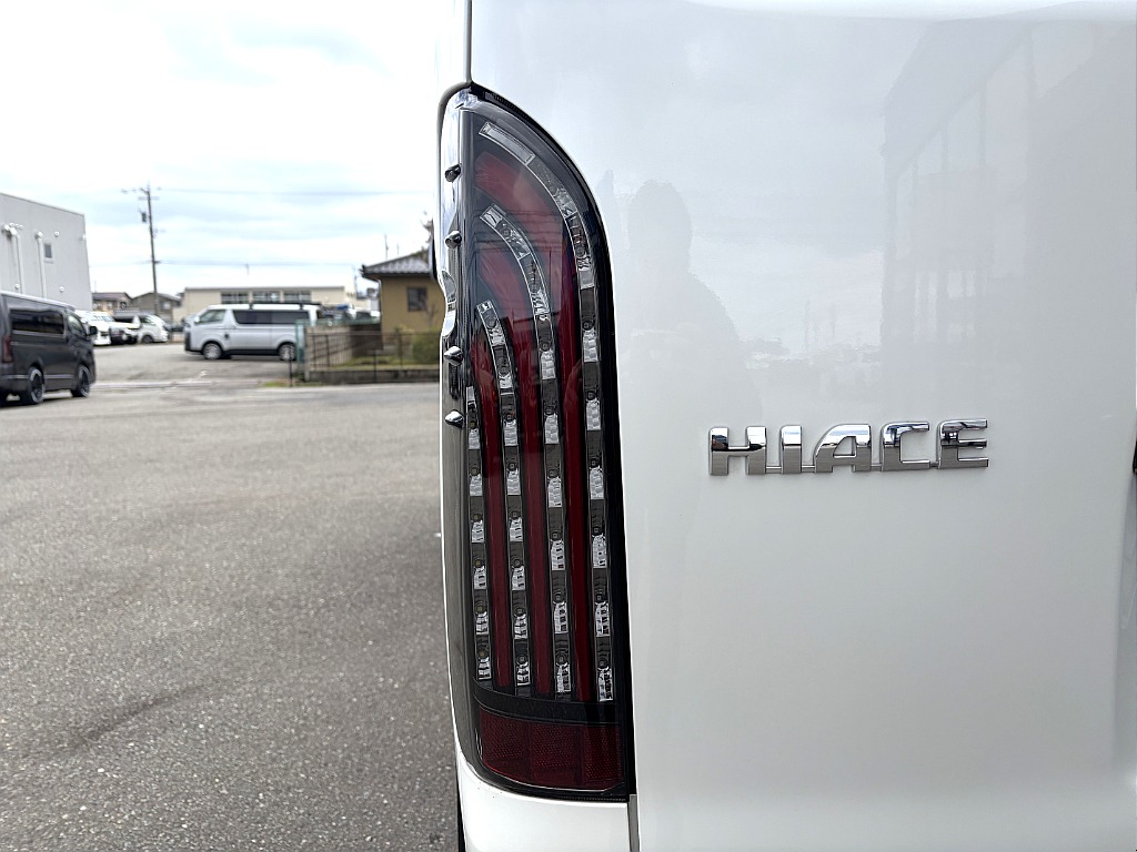 トヨタ ハイエースバン(22枚目)