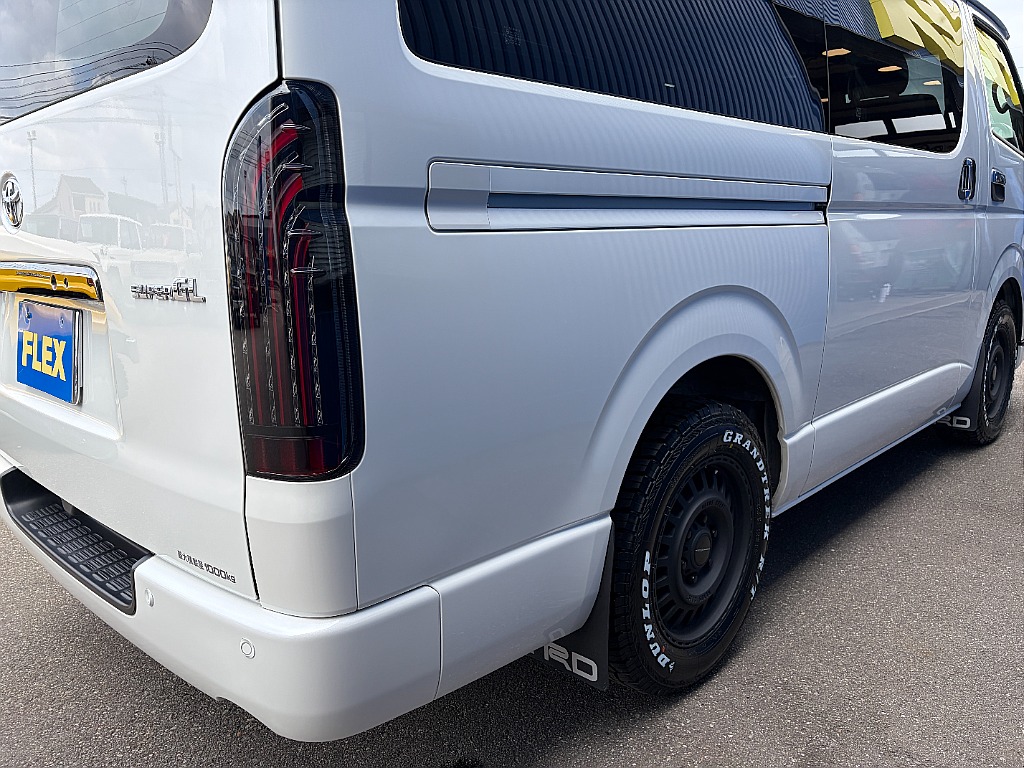 トヨタ ハイエースバン(30枚目)