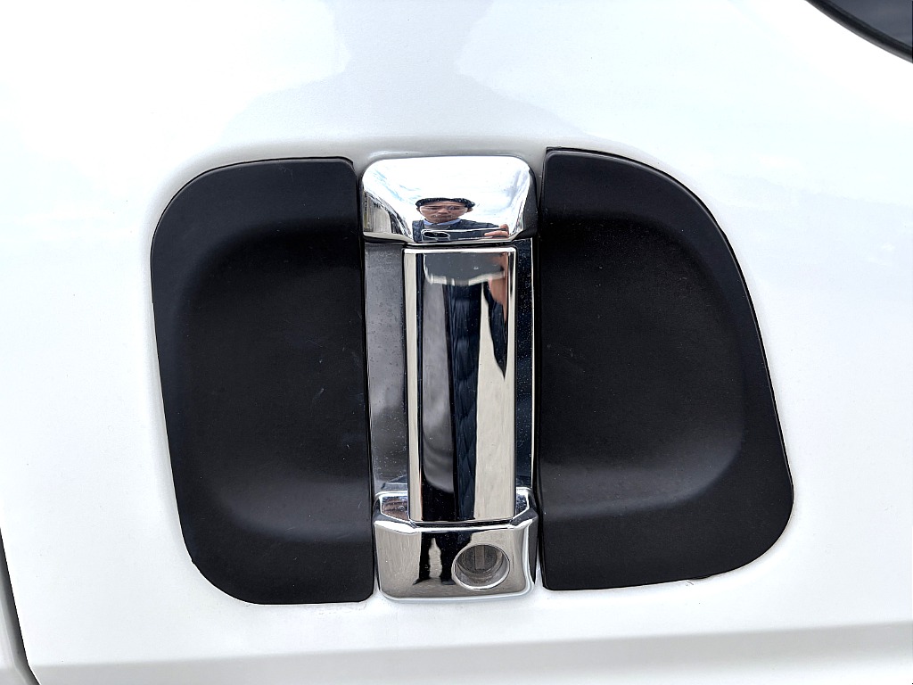 トヨタ ハイエースバン(34枚目)