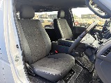 トヨタ ハイエースバン(6枚目)