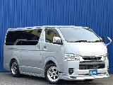 トヨタ ハイエースバン(3枚目)
