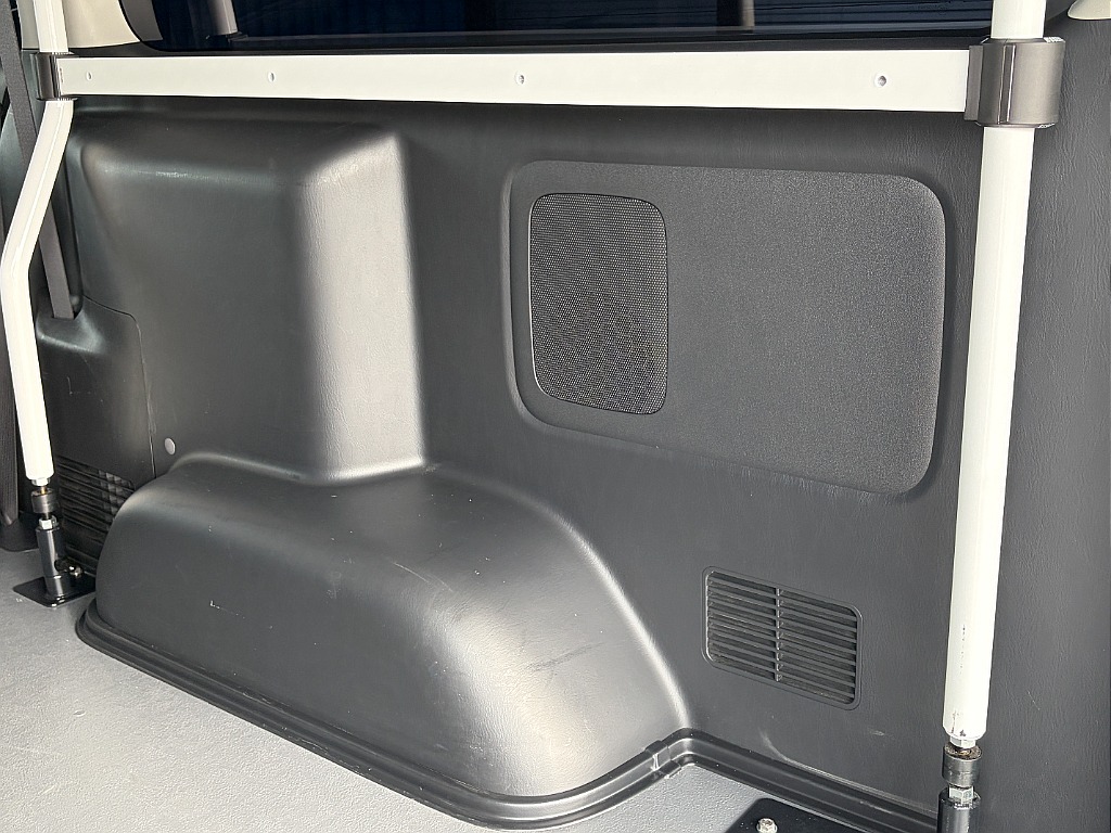 トヨタ ハイエースバン(39枚目)