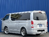 トヨタ ハイエースバン(4枚目)