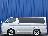 トヨタ ハイエースバン(5枚目)