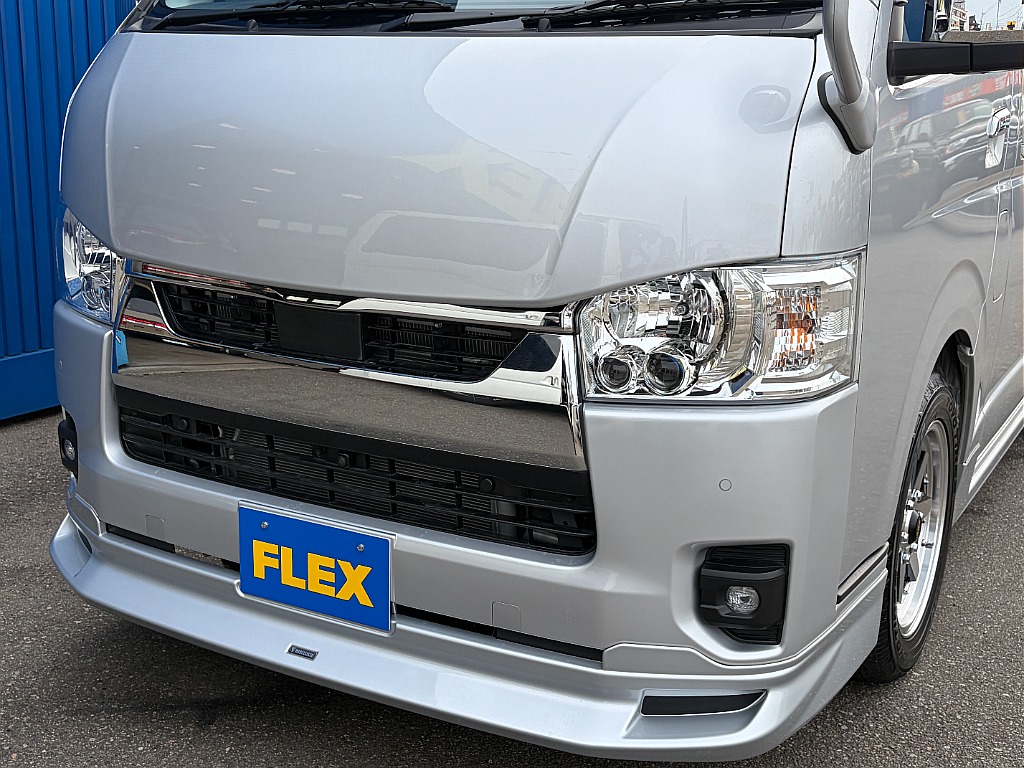 トヨタ ハイエースバン(8枚目)