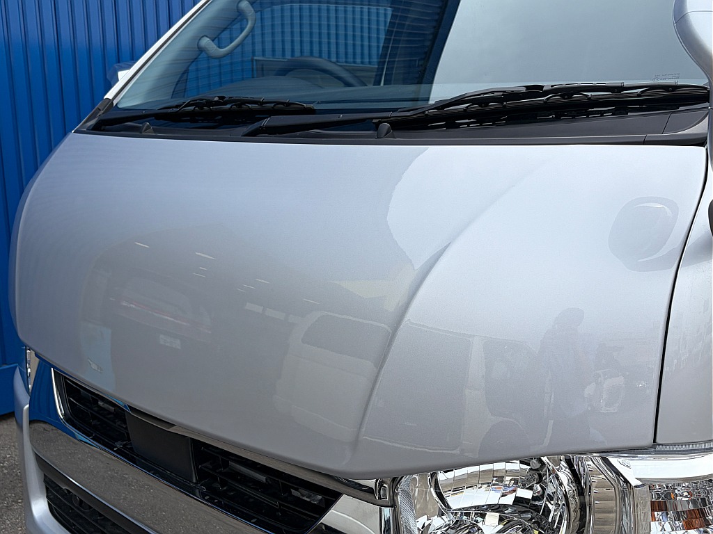 トヨタ ハイエースバン(9枚目)