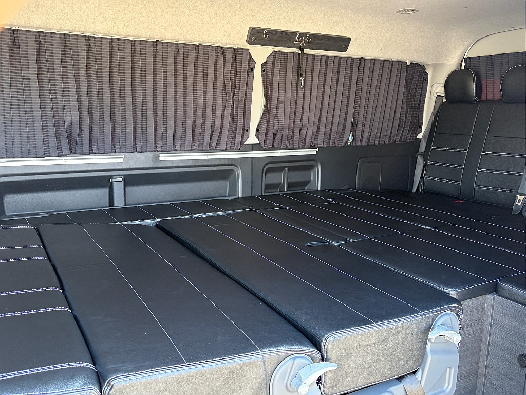 車中泊時には大人の方でも広々と☆