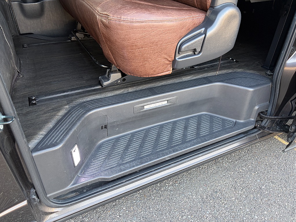 ステップマット追加もおススメです☆