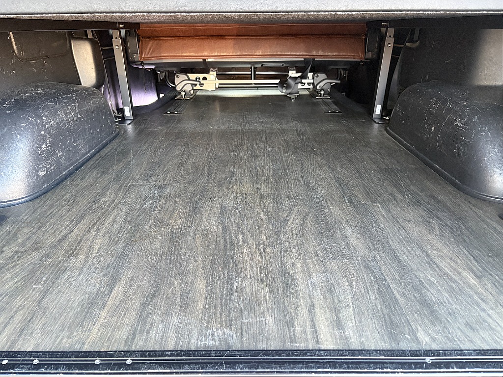 フローリング施工☆